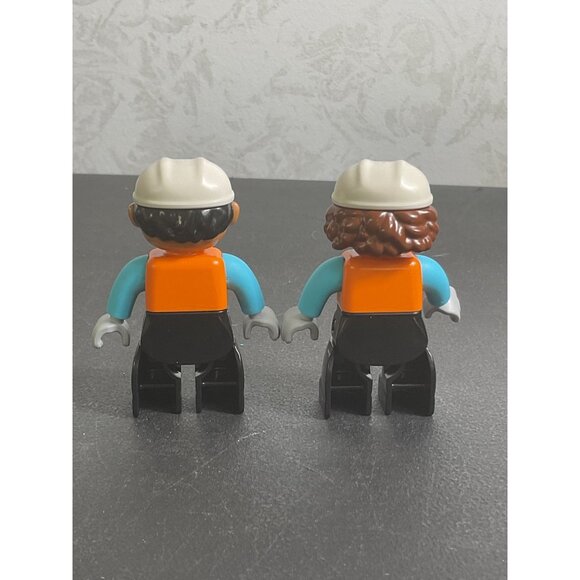 Duplo Construction Women and Man Workers Figures Set Of 2 - Picture 2 of 2